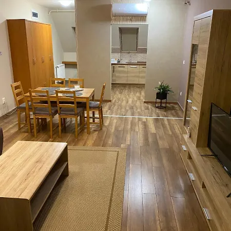 Barand 아파트 에게르